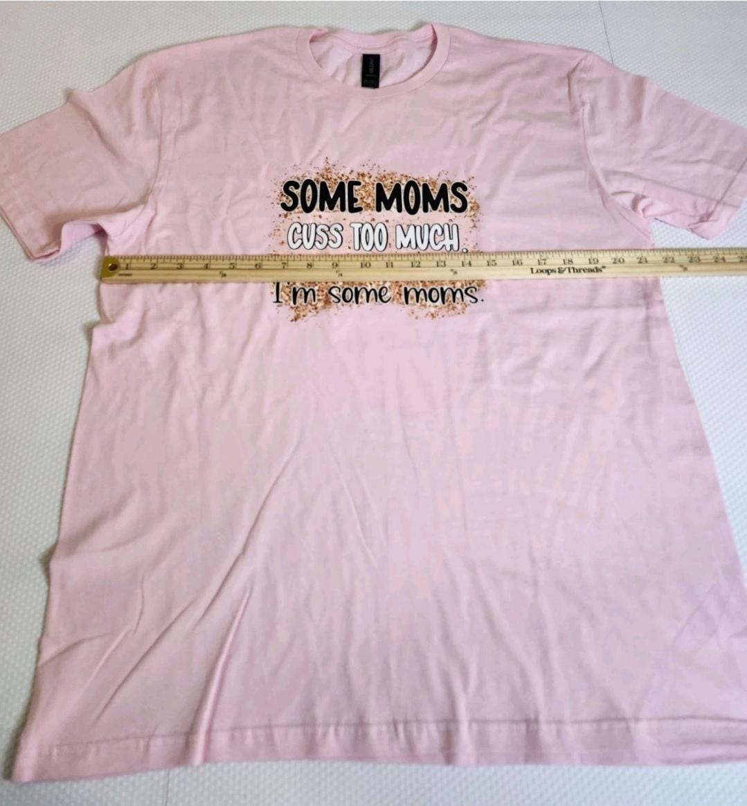 Funny Mom Tee " Some Moms Cuss"  Size L Softstyle Light Pink Crewneck Tee