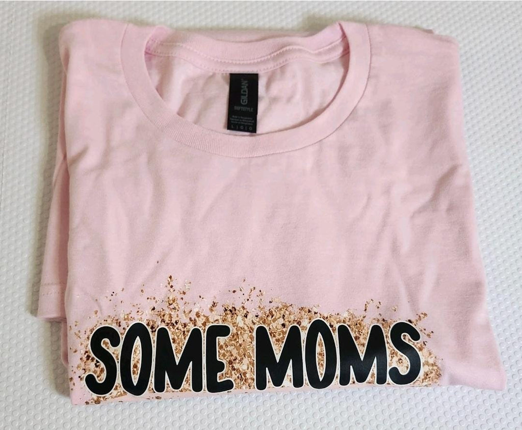 Funny Mom Tee " Some Moms Cuss"  Size L Softstyle Light Pink Crewneck Tee