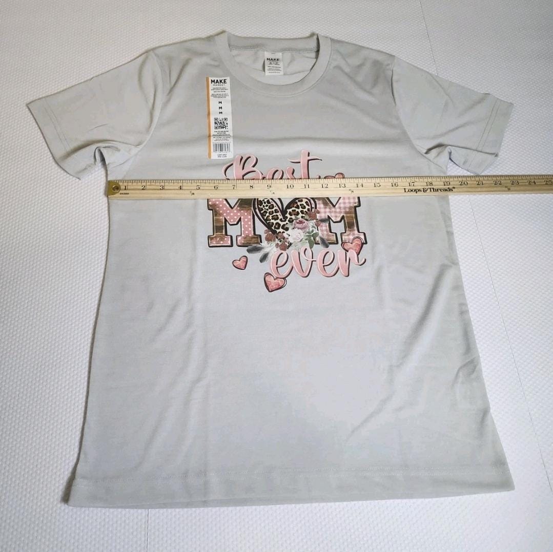 Light Gray "BestMom Ever" Graphic Tee – Pink Lettering, Floral Accents