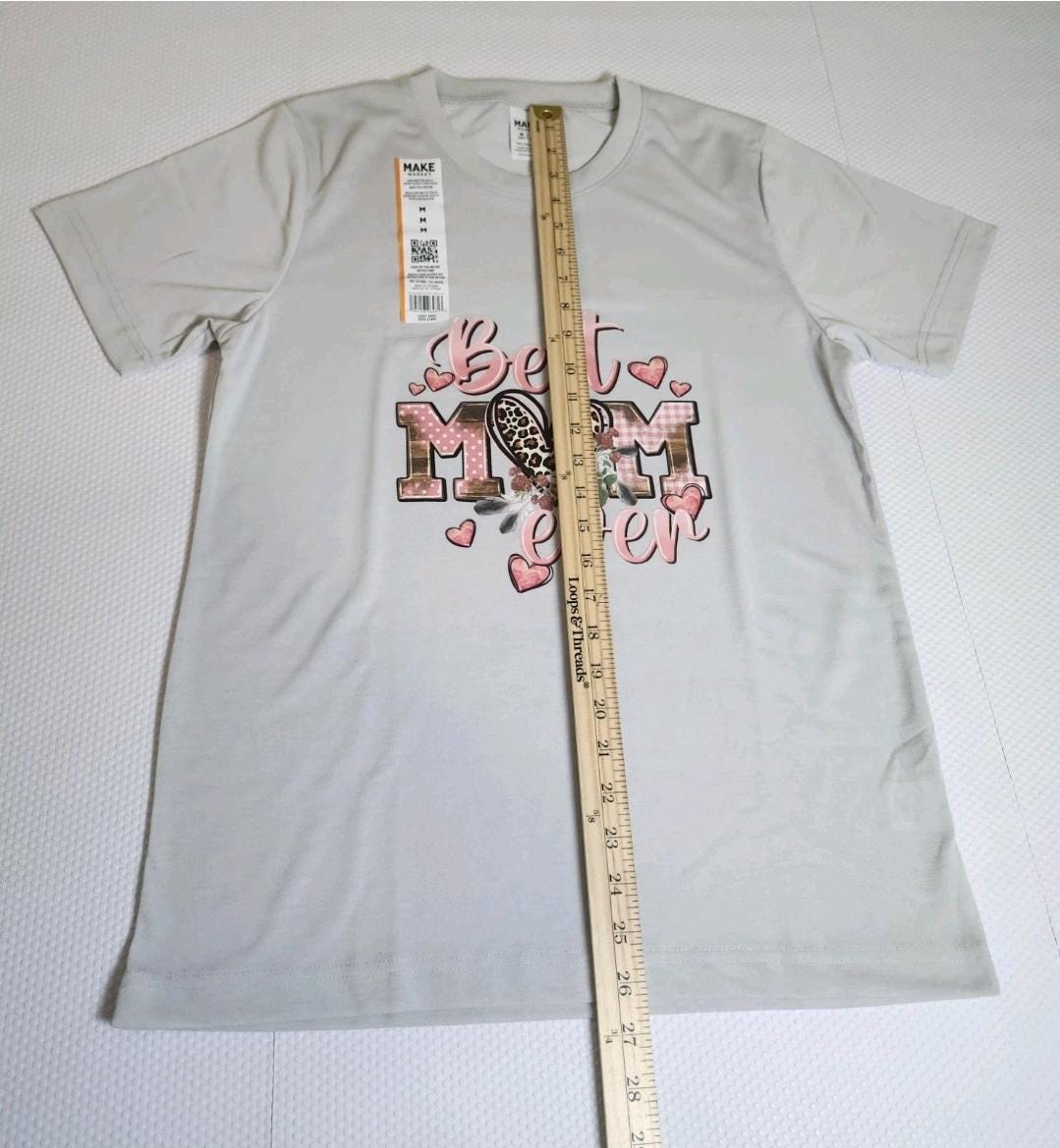 Light Gray "BestMom Ever" Graphic Tee – Pink Lettering, Floral Accents
